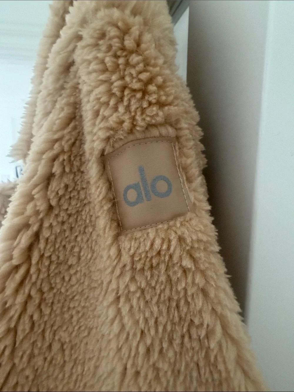 ALO Yoga Sherpa Trench